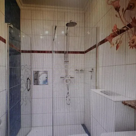 Zentrale Ferienwohnung Im Kurparkhotel דירה באד רוטנפלדה